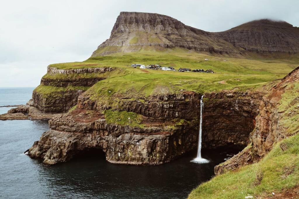 Mulafossur Cottage No 3 By Famous Waterfall In Gasadalur Luaran gambar