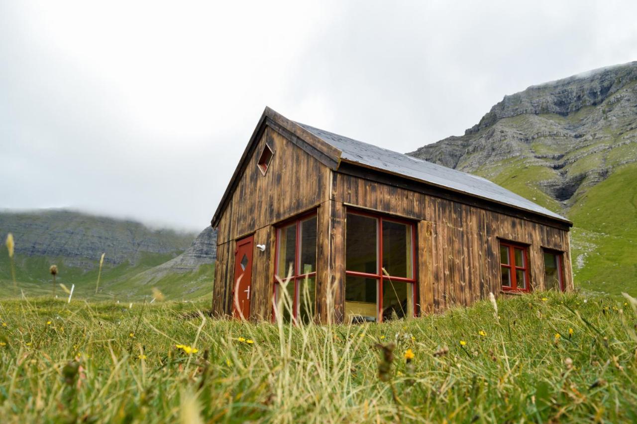 Mulafossur Cottage No 3 By Famous Waterfall In Gasadalur Luaran gambar